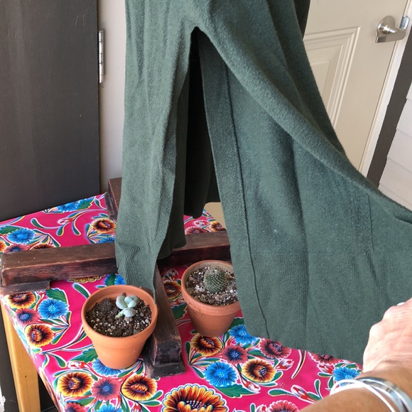 SOLD 🙌🏼 Ann Taylor Duster Cardigan Sweater Sz M - Picture 4 of 8